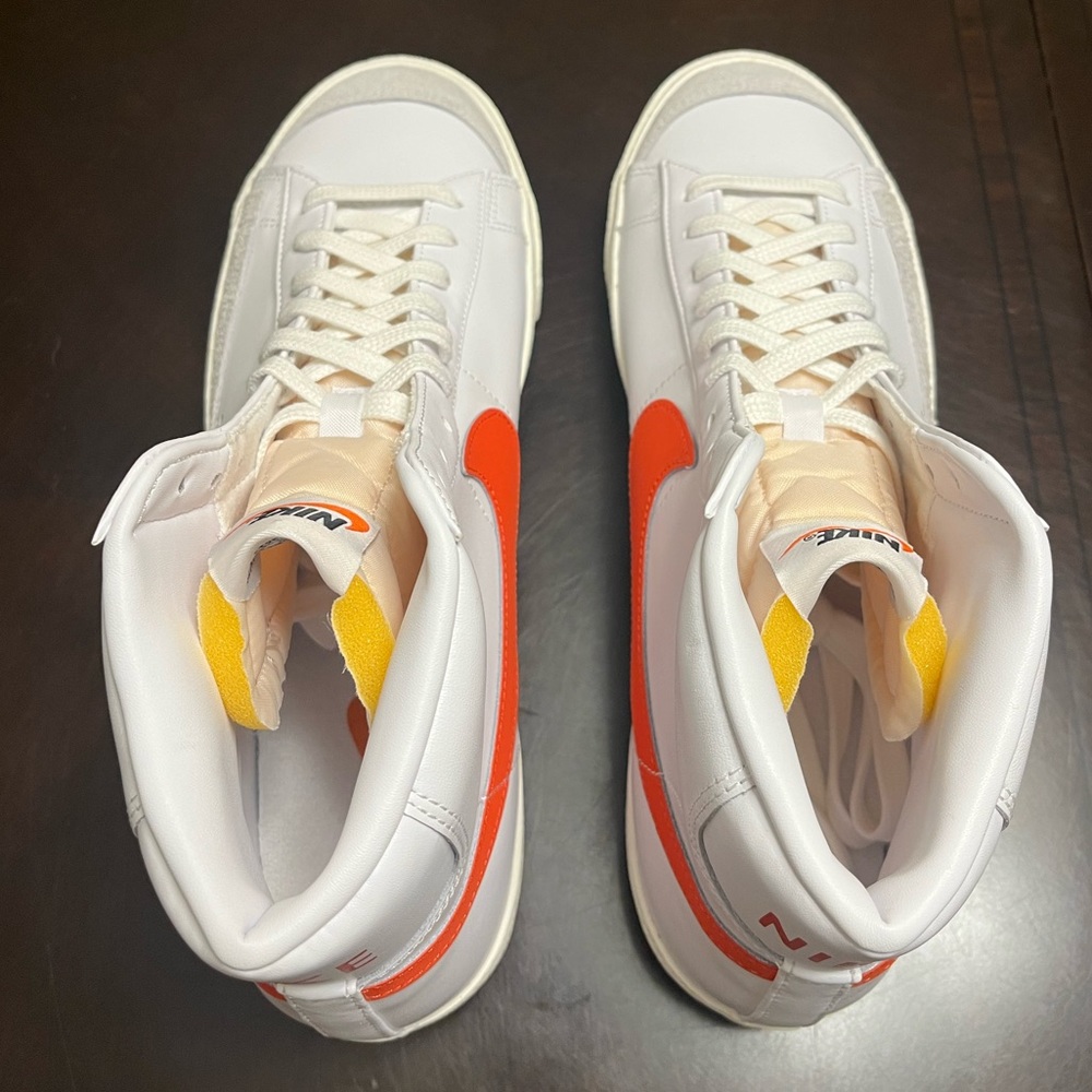 New Nike Blazer Mid 77 White Habanero Red Sneaker Shoes - Picture 13 of 14
